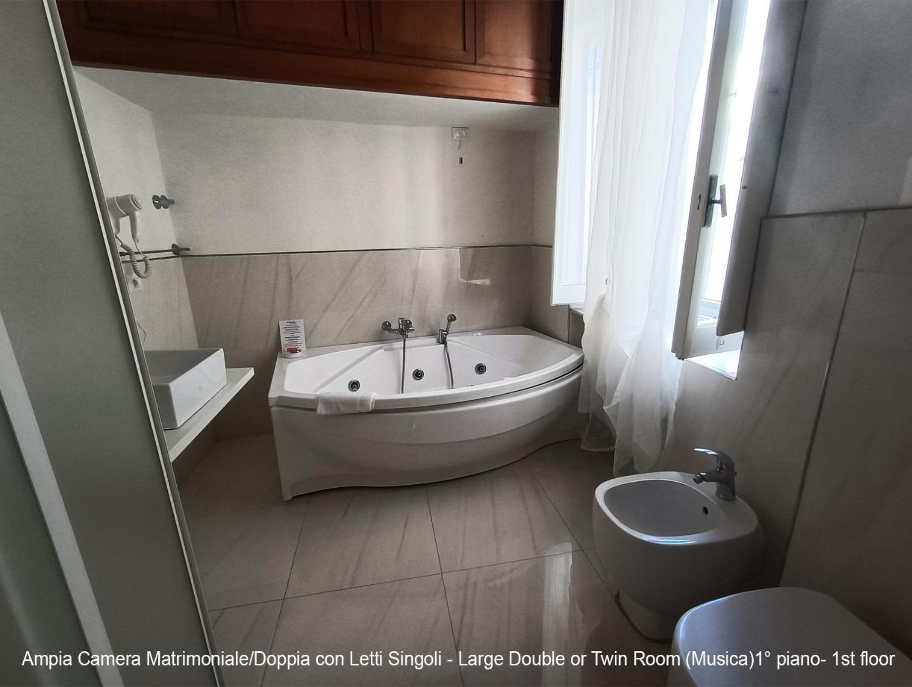 アレッツォ B＆B 52 セント Bed & Breakfast エクステリア 写真